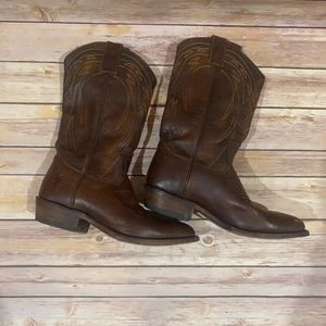 Frye Women’s Pull on Cowboy Boots